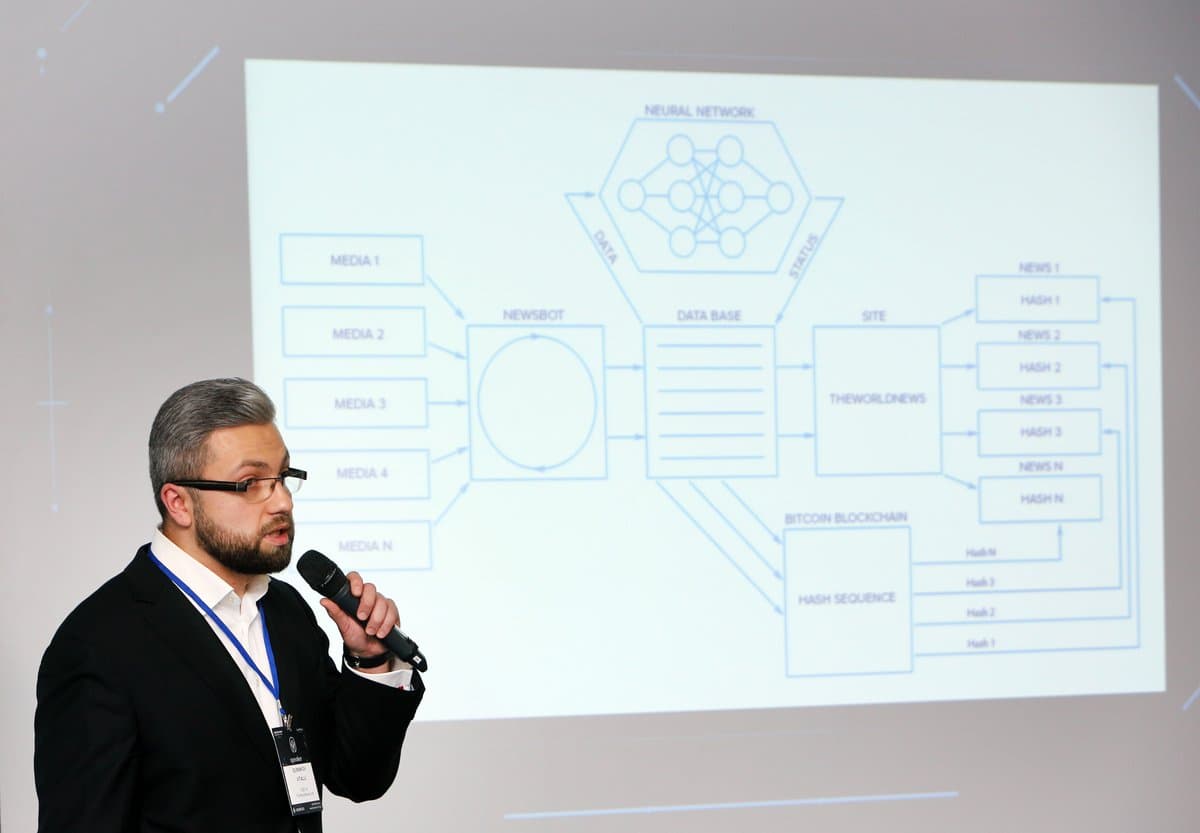 Віталій Шумаков, TheWorldNews: «Blockchain може вирішити проблему фейків у ЗМІ»