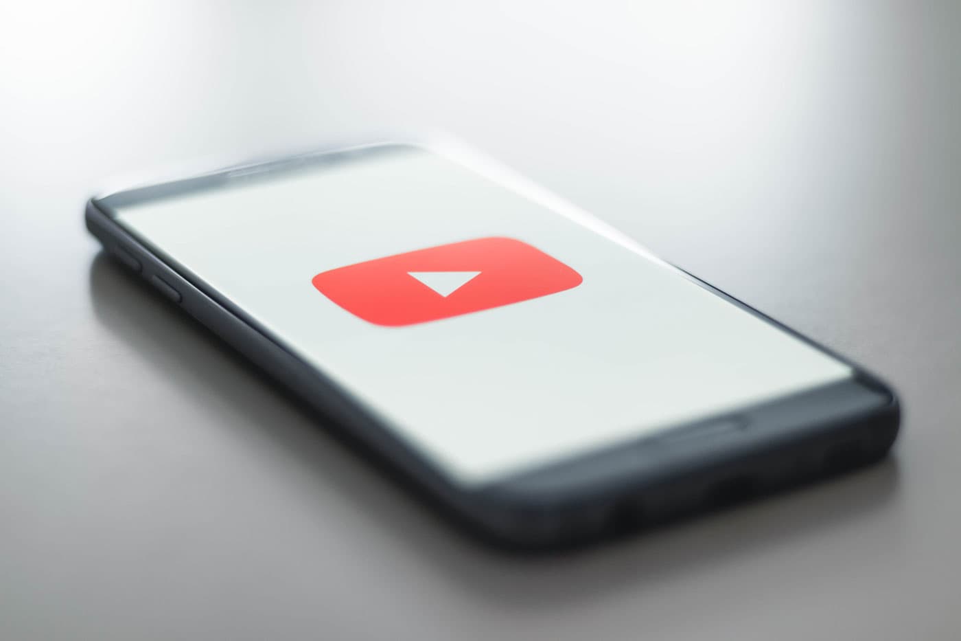 🧚 YouTube змінює умови для дитячого контенту. Що це означає