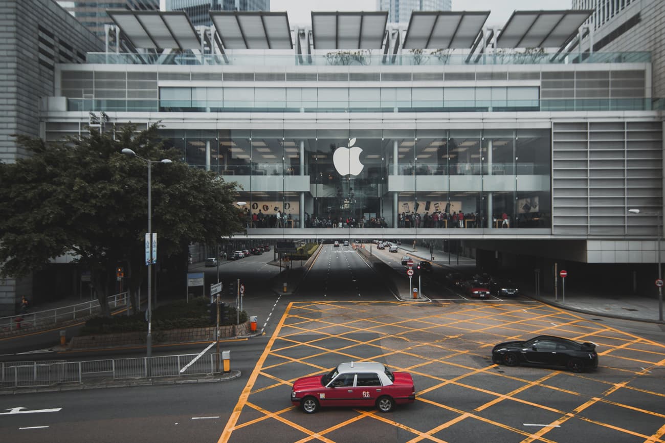 👓 Apple знайшла виробника OLED-дисплеїв — з них можуть виробляти смарт-окуляри 