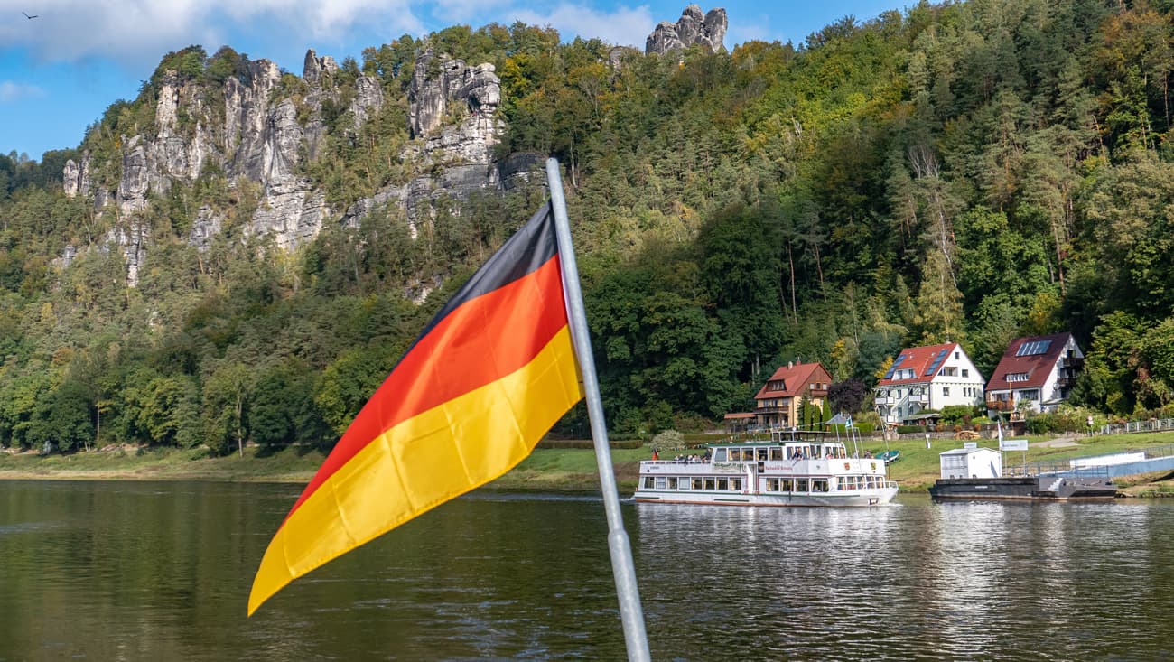 🇩🇪 Коротка історія Німеччини: огляд книги Джеймса Гоуса