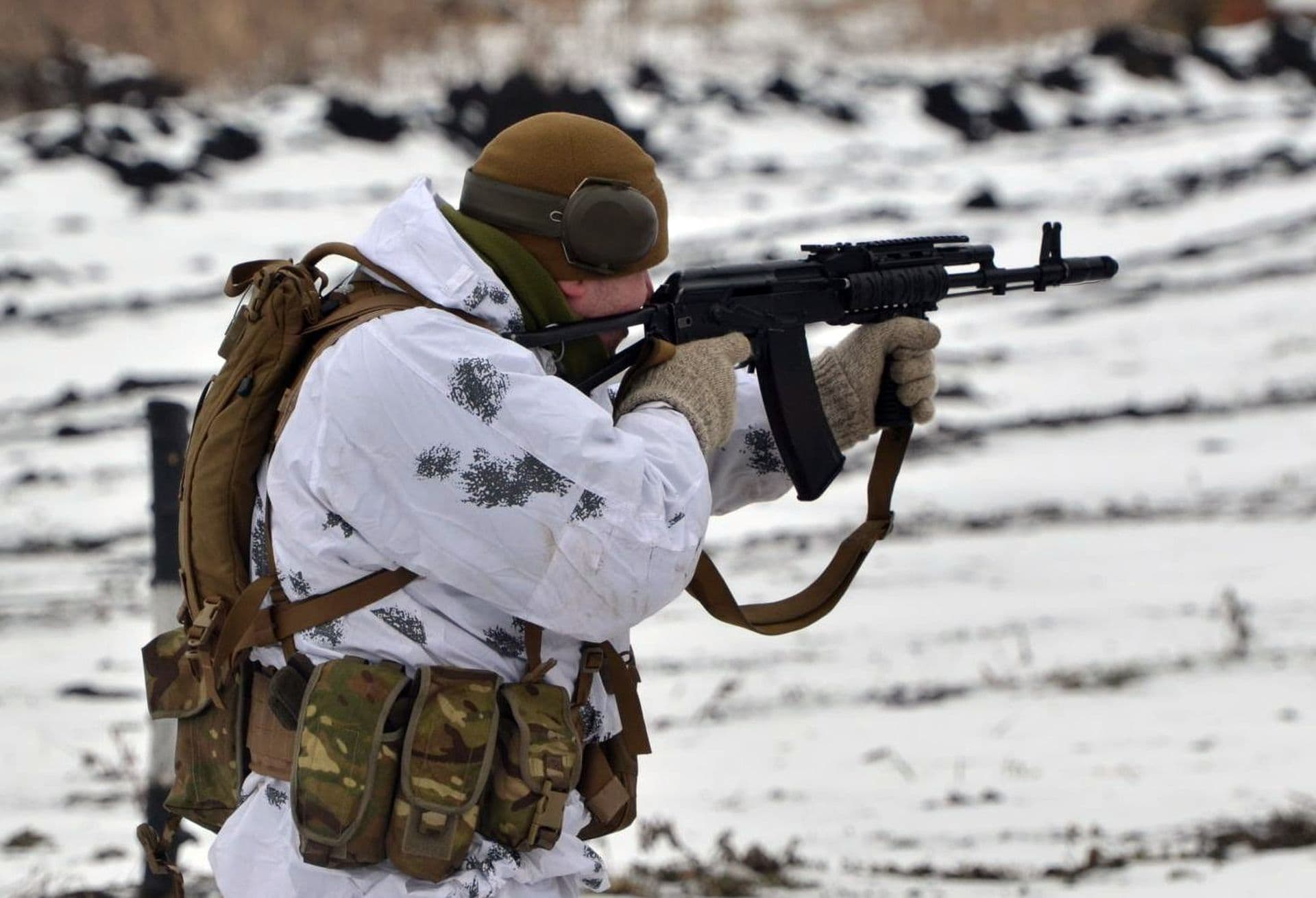 Гвинтівки від Канади, рації від США – що пропонують ЗСУ іноземні країни