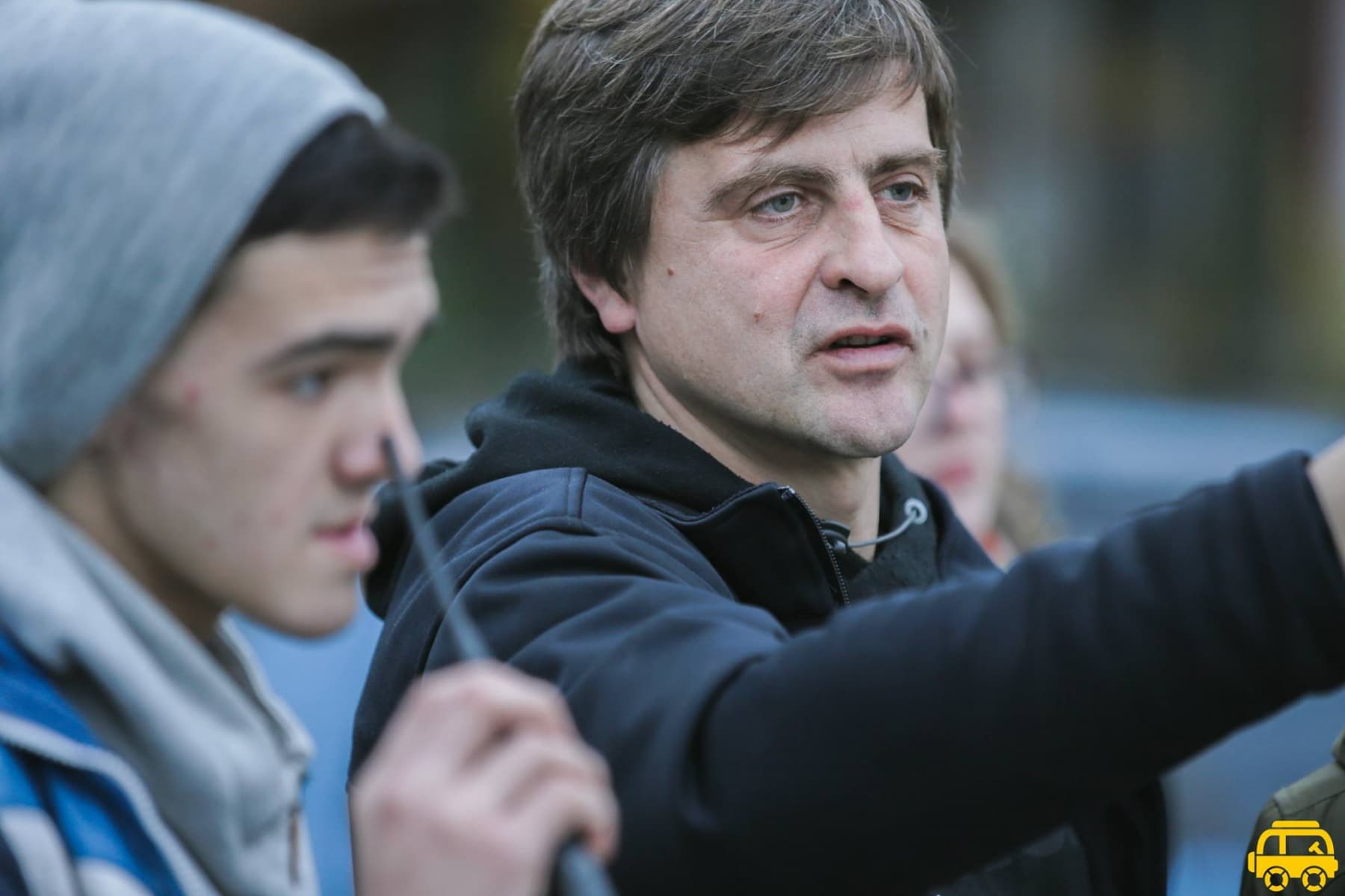 Як «Жовтий Автобус» привозить на Схід кіно та вакцину від зомбування