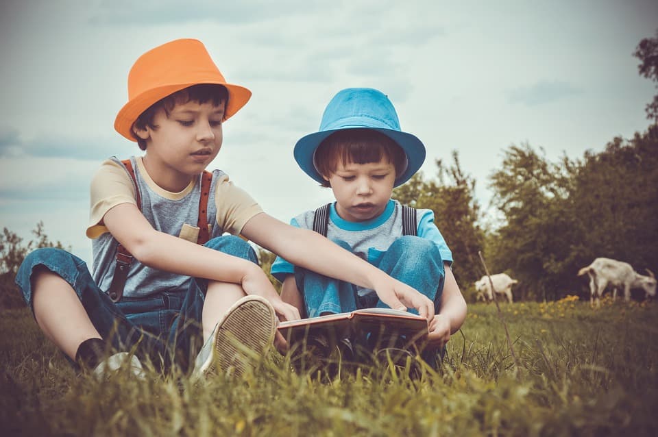Українські книги з героями-дітьми, які варто завести у вашій бібліотеці