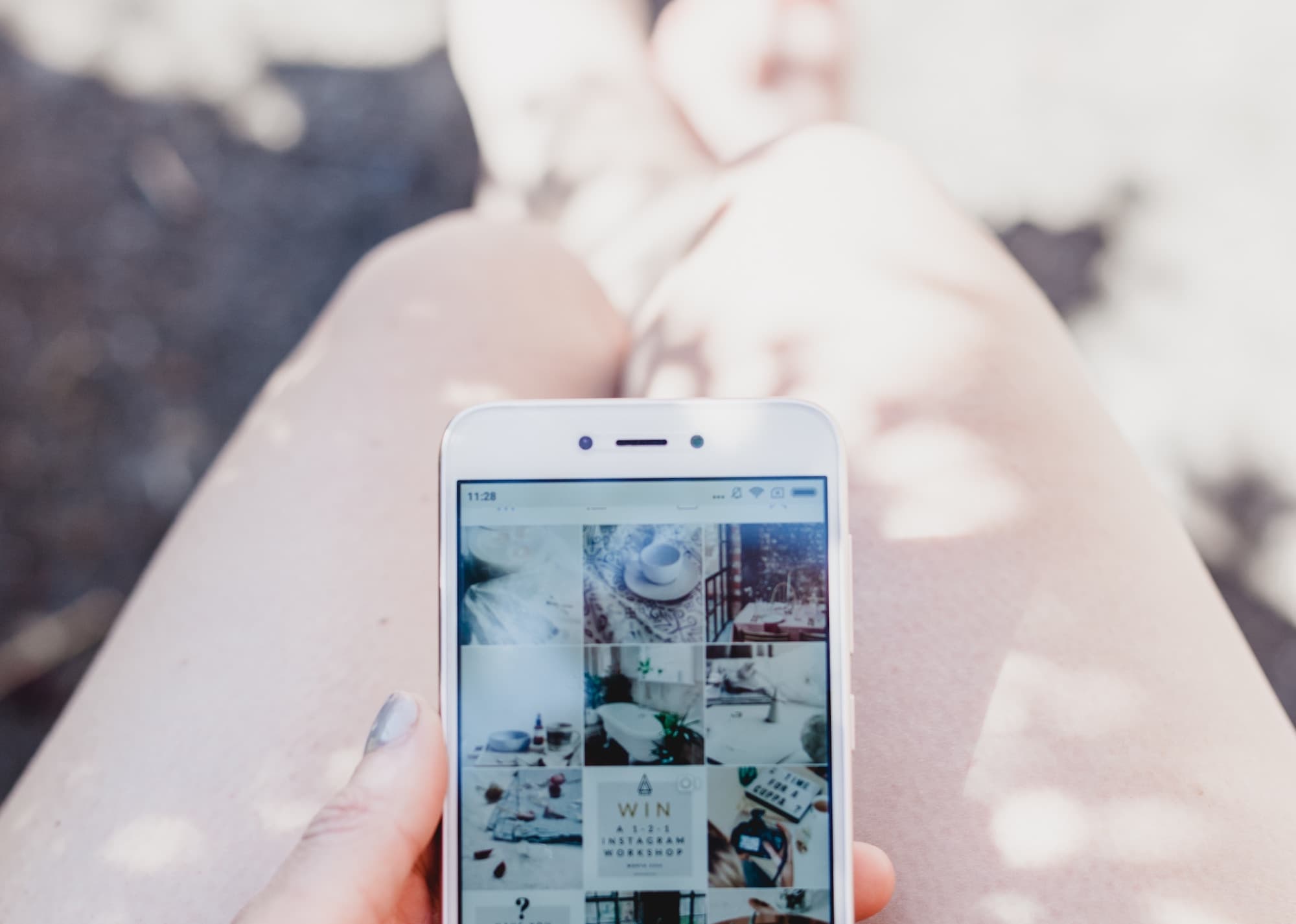 Казка, та не вигадка: Як 27-річна Україна вела власний Instagram