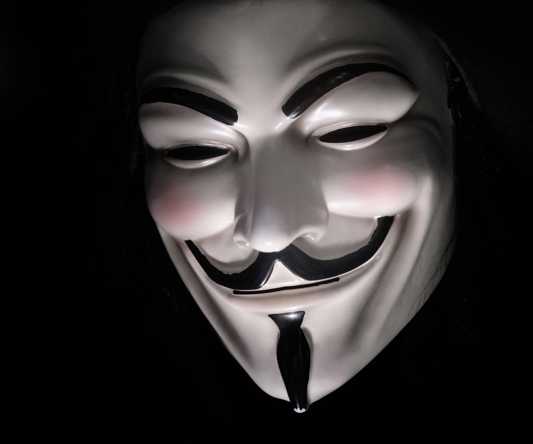 💣 Впливає на крипту: Невідомі хакери Anonymous оголосили війну Ілону Маску