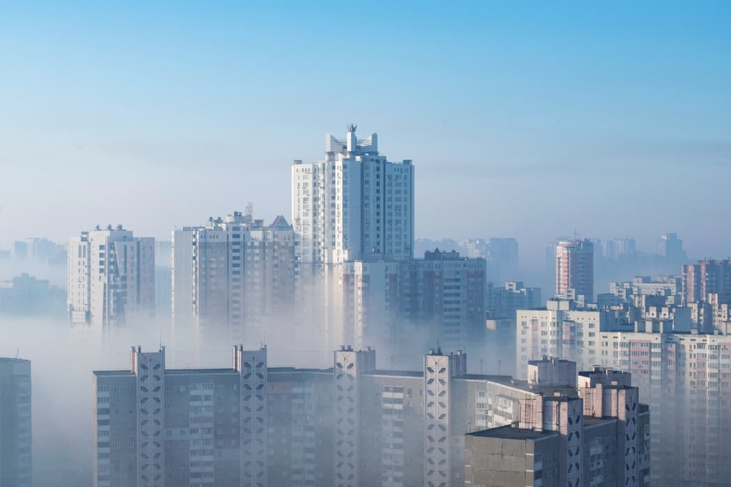🏭 Інфографіка забруднення повітря протягом року у Києві: коли найбрудніше