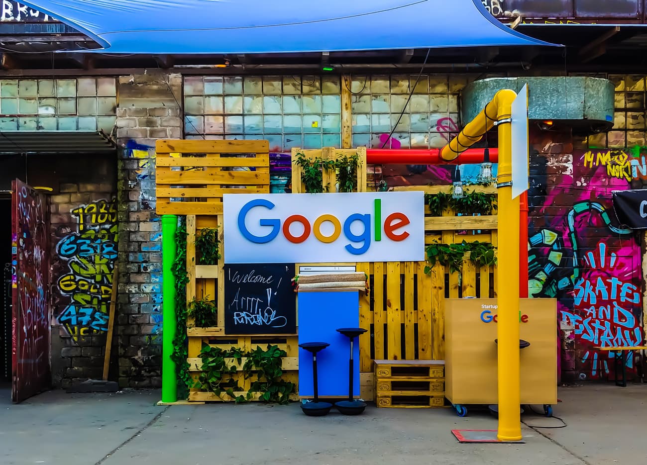 ♻️ Google повідомив, що остаточно усунув свій вуглецевий слід та планує повністю перейти на відновлювальну енергію