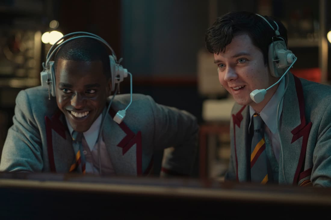 🍓 Netflix назвав дату виходу третього сезону Sex Education: дивіться нові кадри