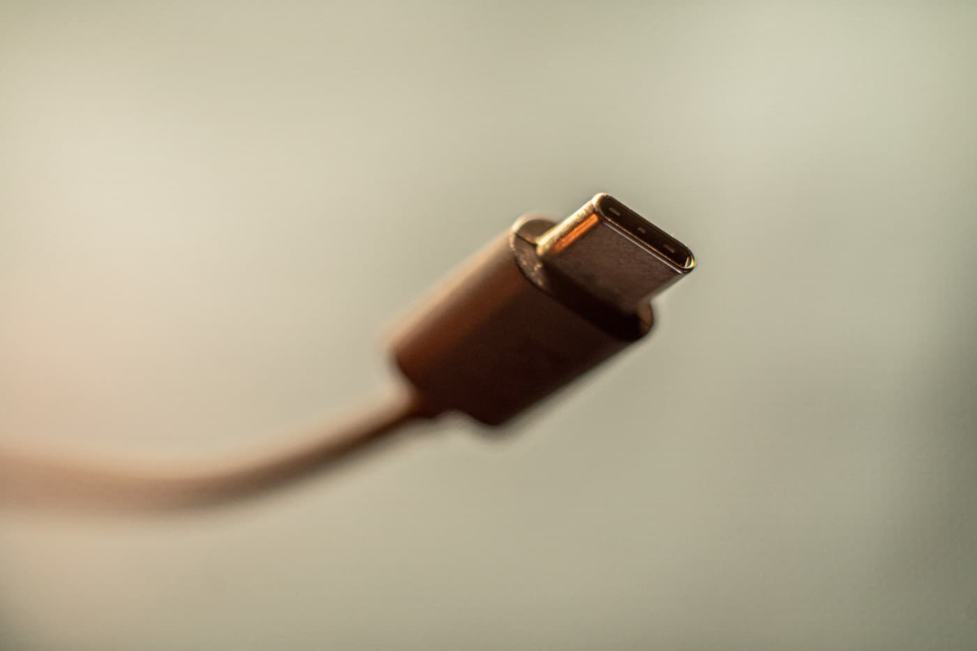 🔌 На кабелях і пристроях з USB Type-C позначатимуть потужність зарядки